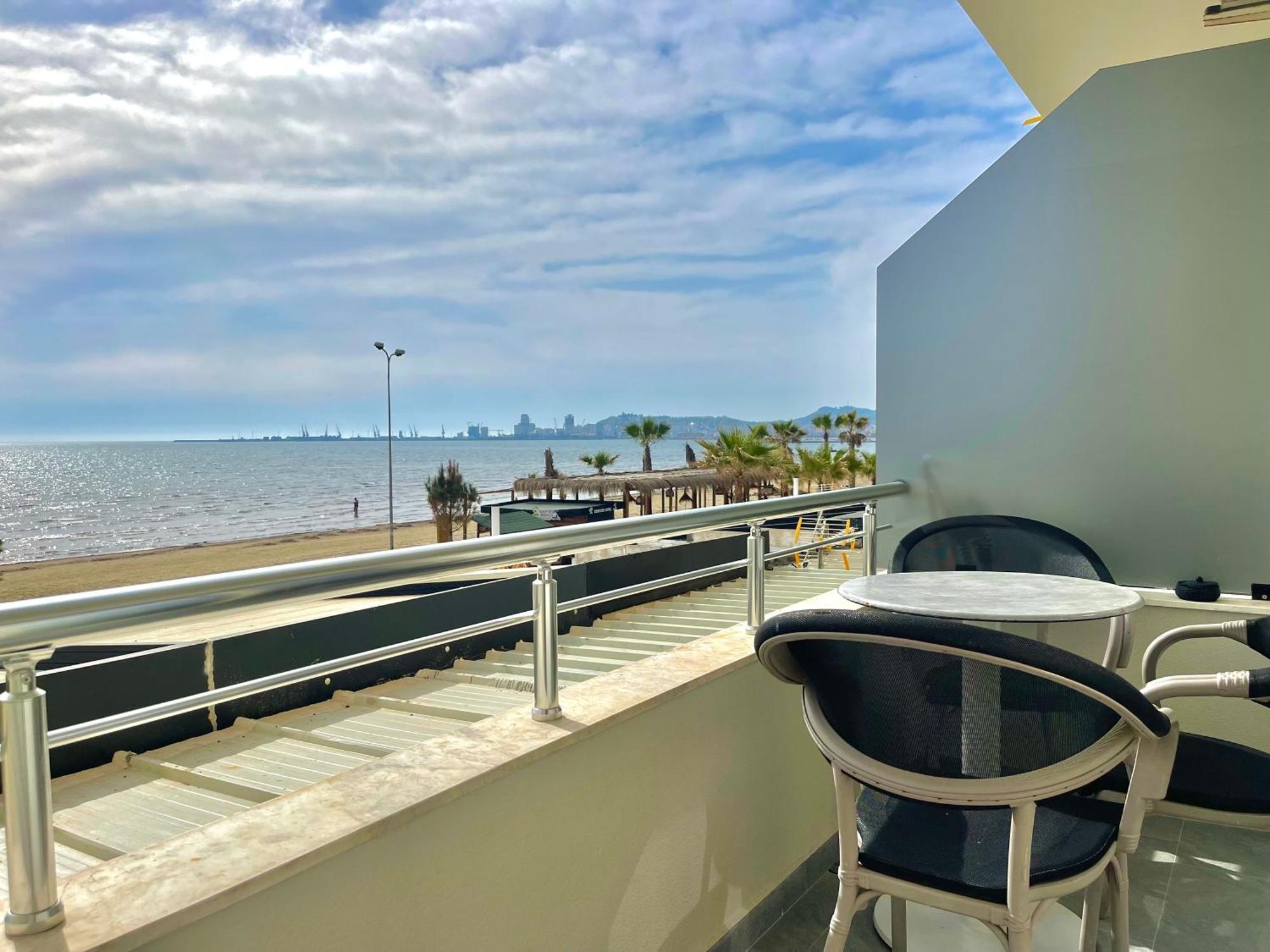 Luxurious Cozy Seaview Apartment Durrës Exterior foto